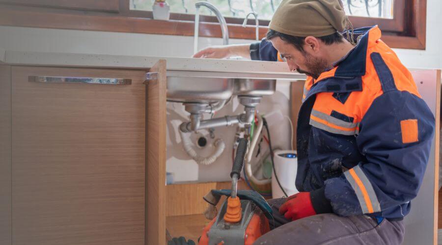 Expert burst pipe repair services in Garrison, ND
